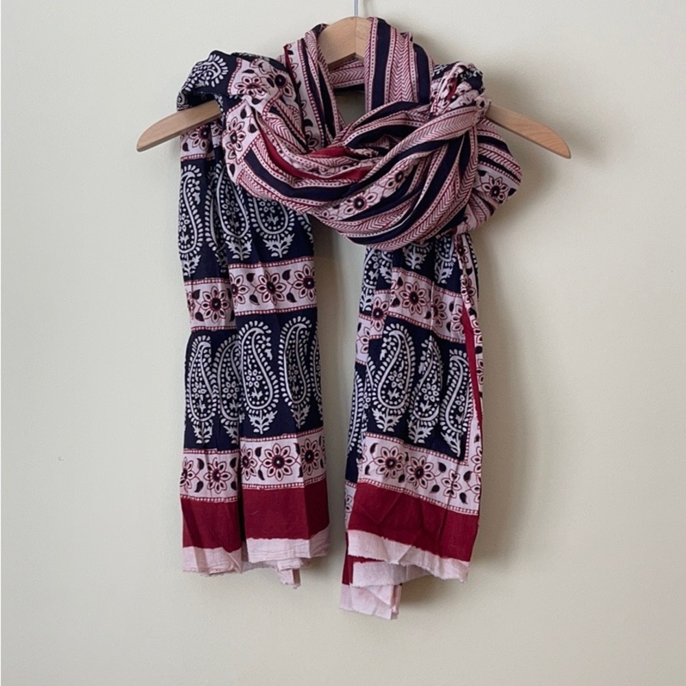 COMMUNITIE LUXURY BRAND scarf made in Marfa 100% organic cotton